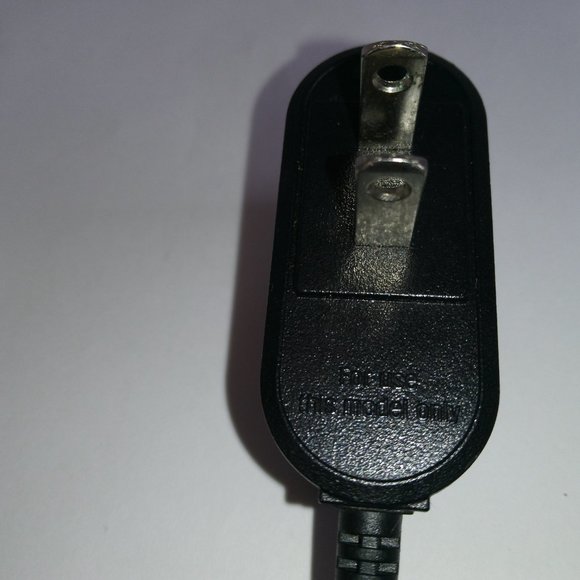 LG STA-P53WR Wall Travel Charger 4.8V 0.4A #20 - Picture 4 of 4